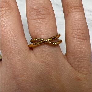 Electric picks gold ring size 7